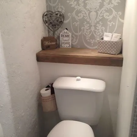 Le Cerisier Bed & Breakfast