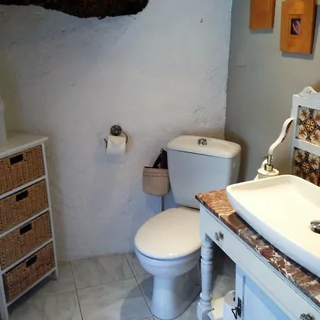 Le Cerisier Bed & Breakfast Saint-Genies-de-Fontedit
